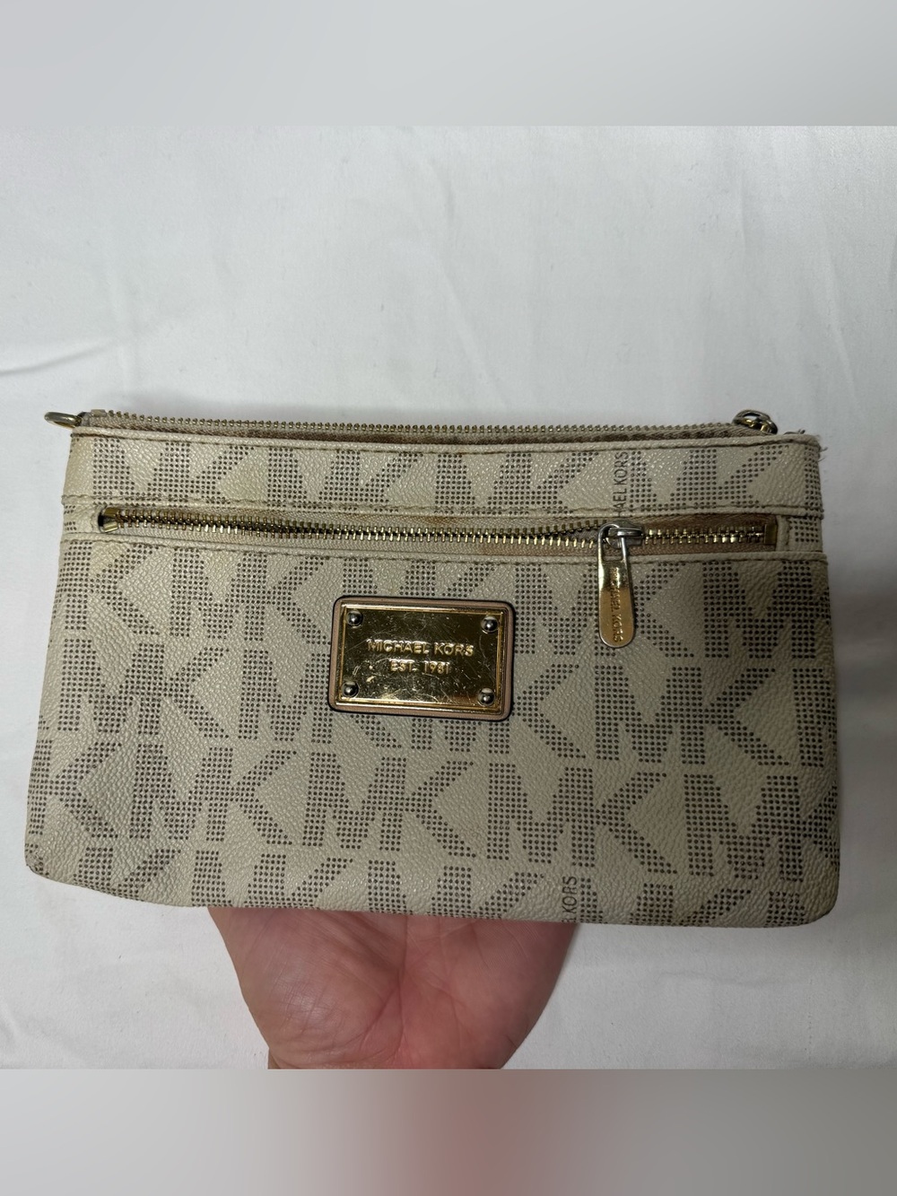 Michael Kors Signature MK Logo Zip Clutch Cream 32F10JSW3B No Strap
